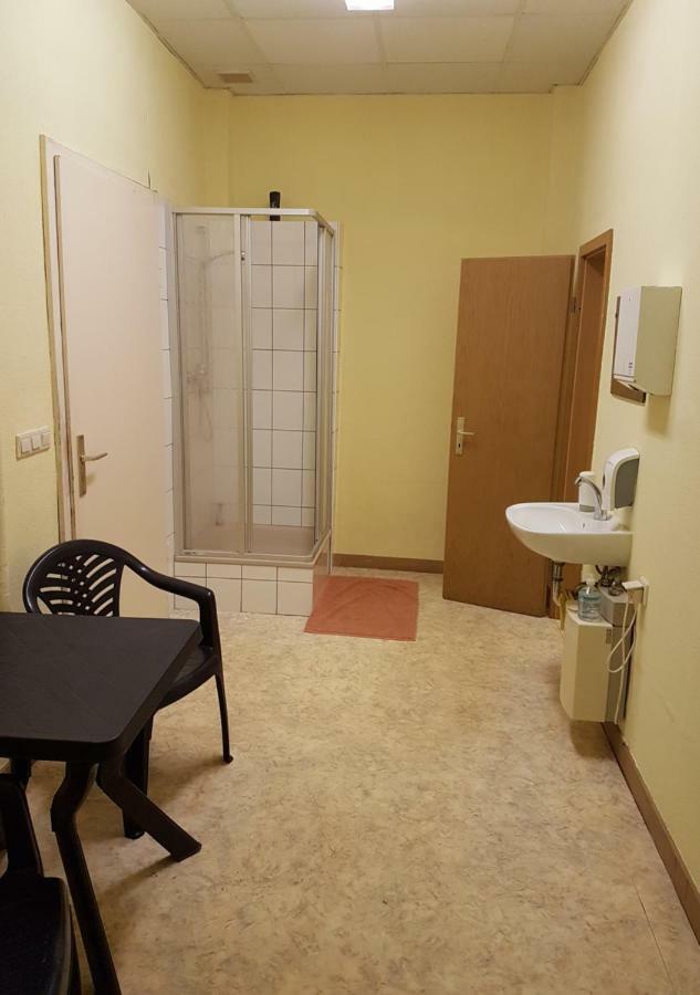 קאמנץ Hostel Jo-Si מראה חיצוני תמונה